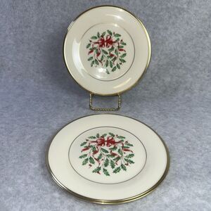 LENOX HOLIDAY SET OF 2 HOLLY BERRIES 8" SALAD PLATES GOLD TRIM PORCELAIN 5 AVAIL